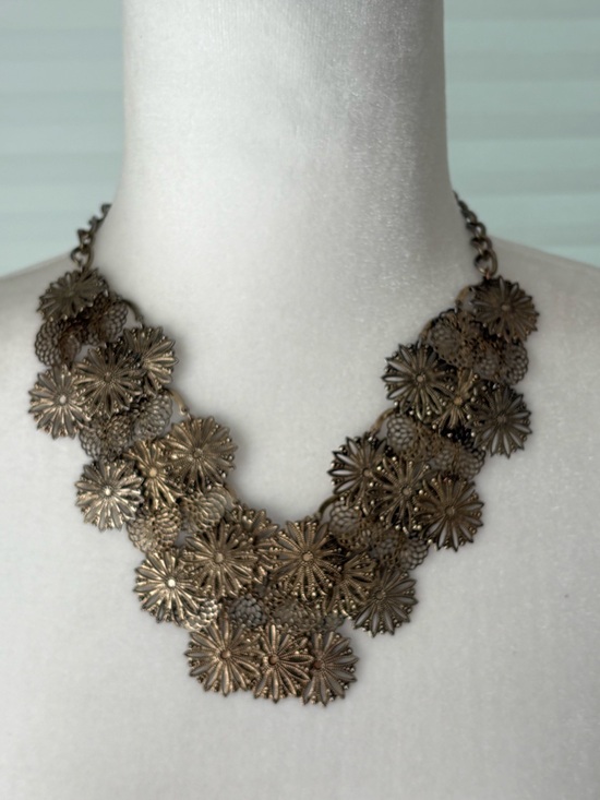 Jewelry - Vintage Delicate Floral Statement Necklace in Antique Burnished Gold Finish